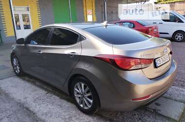 Седан Hyundai Elantra 2014 в Прилуках
