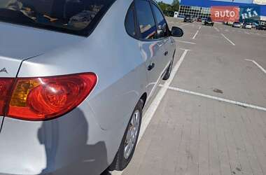 Седан Hyundai Elantra 2010 в Днепре