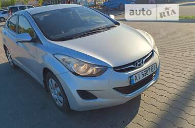 Hyundai Elantra 2013