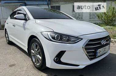 Hyundai Elantra 2016