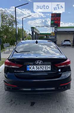 Седан Hyundai Elantra 2017 в Харкові