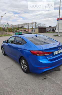 Седан Hyundai Elantra 2016 в Чернігові