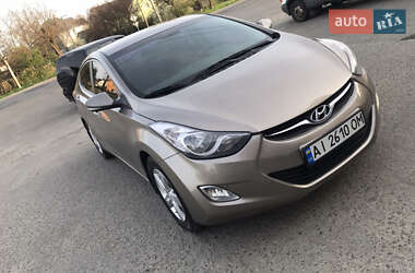 Hyundai Elantra 2013