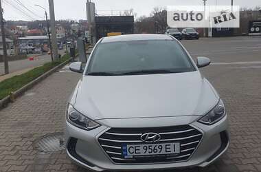 Седан Hyundai Elantra 2018 в Чернівцях