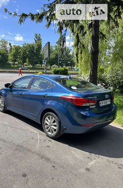 Седан Hyundai Elantra 2014 в Киеве