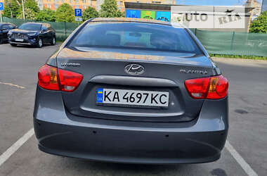 Седан Hyundai Elantra 2007 в Киеве