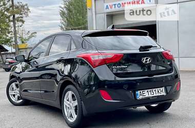 Седан Hyundai Elantra 2012 в Кривом Роге