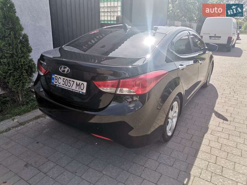 Седан Hyundai Elantra 2012 в Львові фото 12 Седан Hyundai Elantra 2012 в Львові