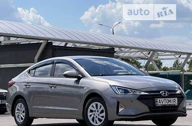 Седан Hyundai Elantra 2020 в Запорожье