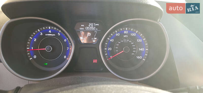 Седан Hyundai Elantra 2012 в Вороновиці