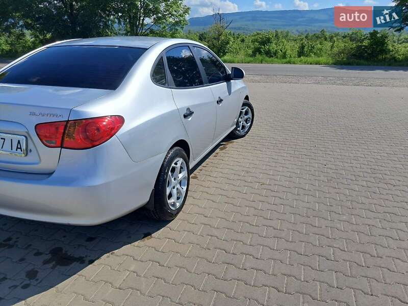 Hyundai Elantra 2008