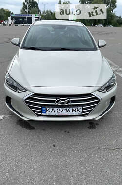 Hyundai Elantra 2016