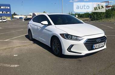 Седан Hyundai Elantra 2017 в Києві