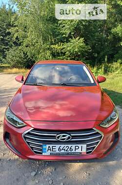 Седан Hyundai Elantra 2016 в Дніпрі