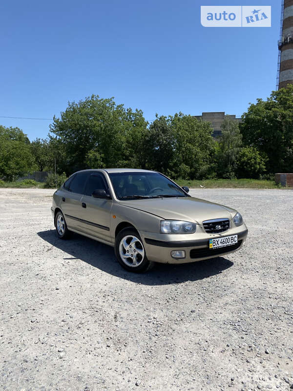 Хетчбек Hyundai Elantra 2003 в Кам'янець-Подільському