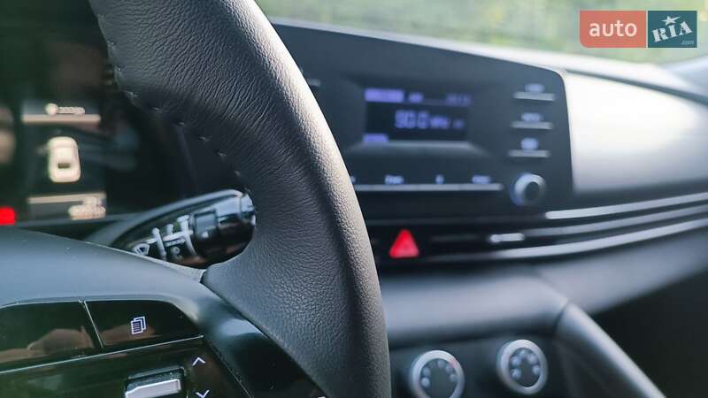 Седан Hyundai Elantra 2021 в Харькове