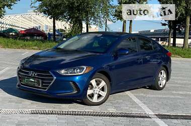 Hyundai Elantra 2016