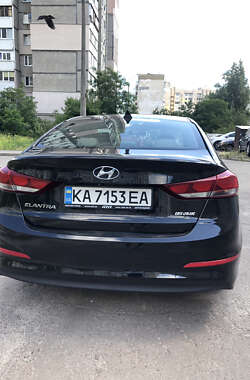 Седан Hyundai Elantra 2016 в Києві