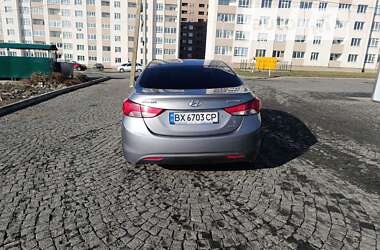 Седан Hyundai Elantra 2012 в Хмельницькому