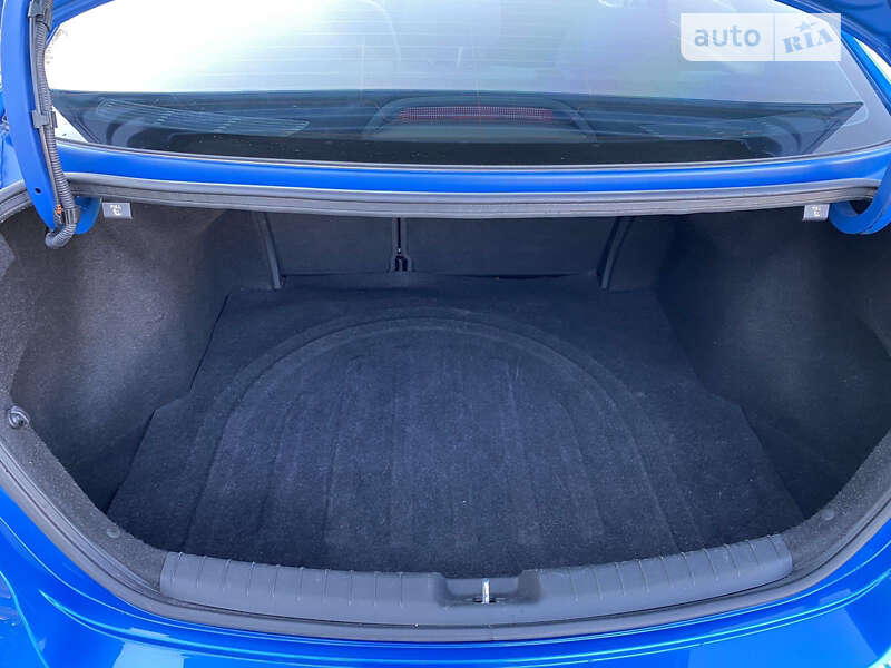 Седан Hyundai Elantra 2017 в Коломые