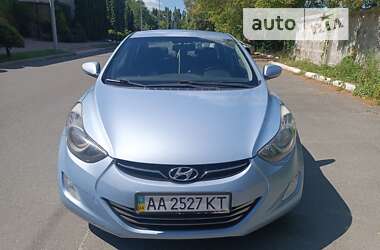 Hyundai Elantra 2011