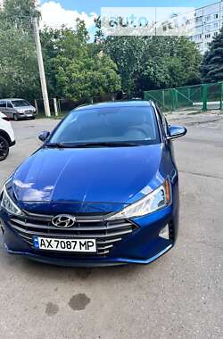 Hyundai Elantra 2019