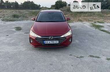 Седан Hyundai Elantra 2019 в Харкові