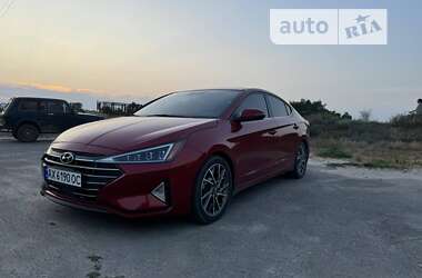 Седан Hyundai Elantra 2019 в Харкові