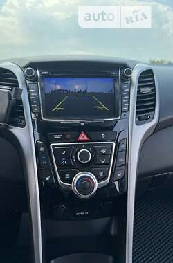 Хэтчбек Hyundai Elantra 2014 в 