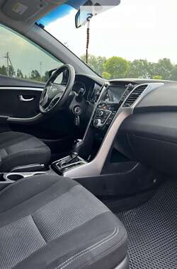 Хэтчбек Hyundai Elantra 2014 в 