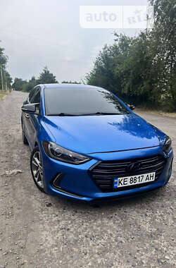 Hyundai Elantra 2016