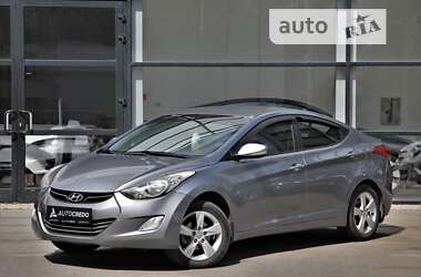 Hyundai Elantra 2013