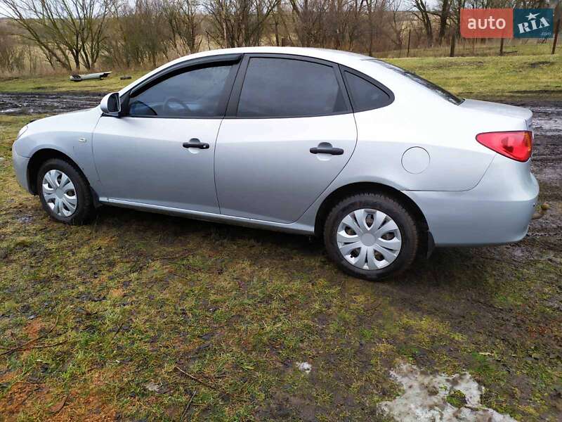 Седан Hyundai Elantra 2007 в Балаклее