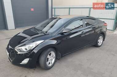Седан Hyundai Elantra 2012 в 