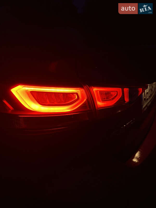 Седан Hyundai Elantra 2016 в Днепре