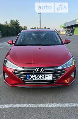 Седан Hyundai Elantra 2020 в Києві