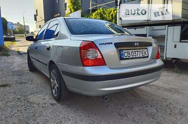 Седан Hyundai Elantra 2004 в Чернігові