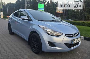 Седан Hyundai Elantra 2011 в Києві