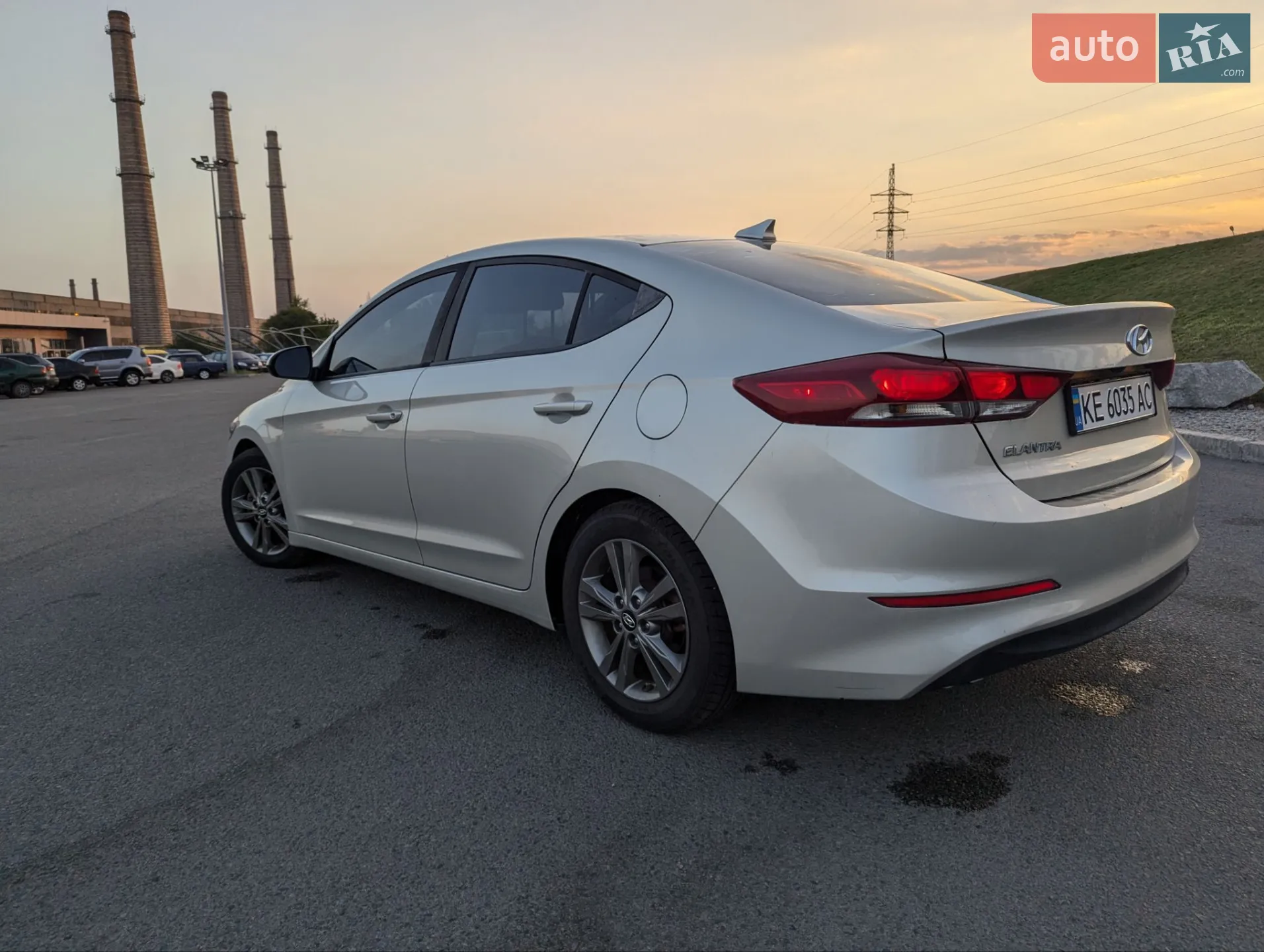 2017 Hyundai Elantra - мініатюра 7