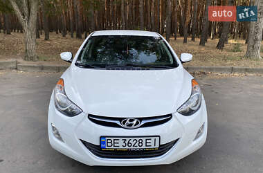 Седан Hyundai Elantra 2013 в Николаеве