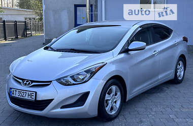 Седан Hyundai Elantra 2014 в Івано-Франківську