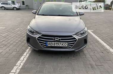 Седан Hyundai Elantra 2018 в Виннице