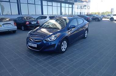 Седан Hyundai Elantra 2015 в Черкассах