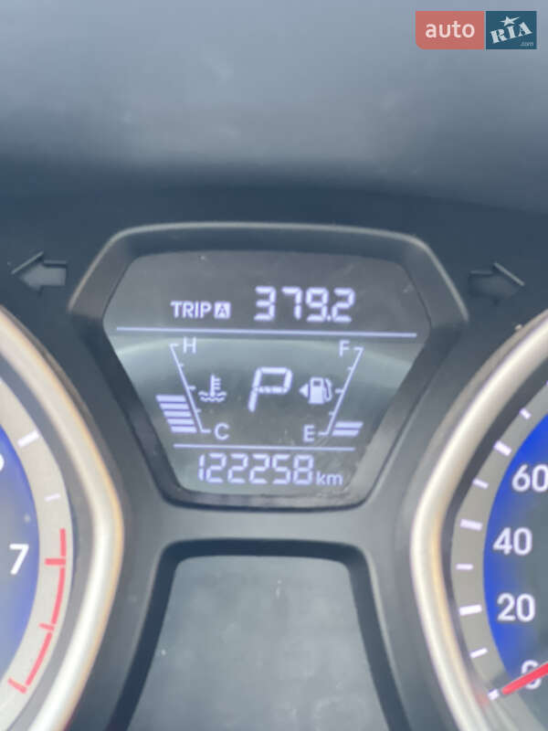 Седан Hyundai Elantra 2015 в Ивано-Франковске