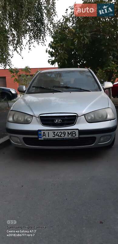 Седан Hyundai Elantra 2002 в 