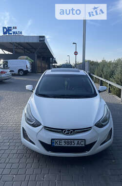 Седан Hyundai Elantra 2014 в Дніпрі