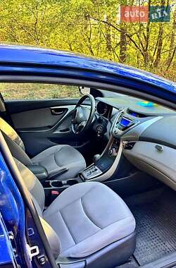 Hyundai Elantra 2012 Hyundai Elantra 2012
