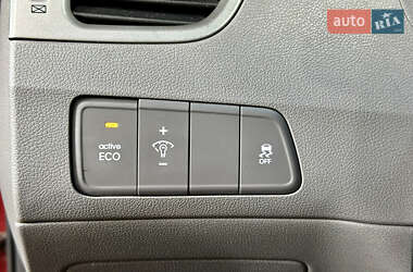 Седан Hyundai Elantra 2013 в 