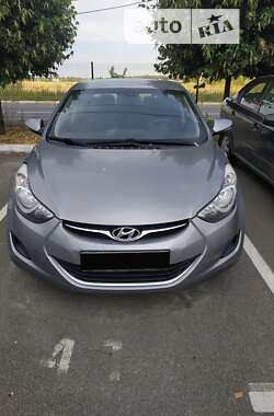 Седан Hyundai Elantra 2013 в Києві