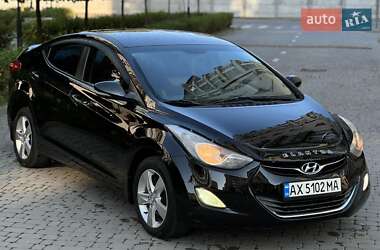 Седан Hyundai Elantra 2012 в 